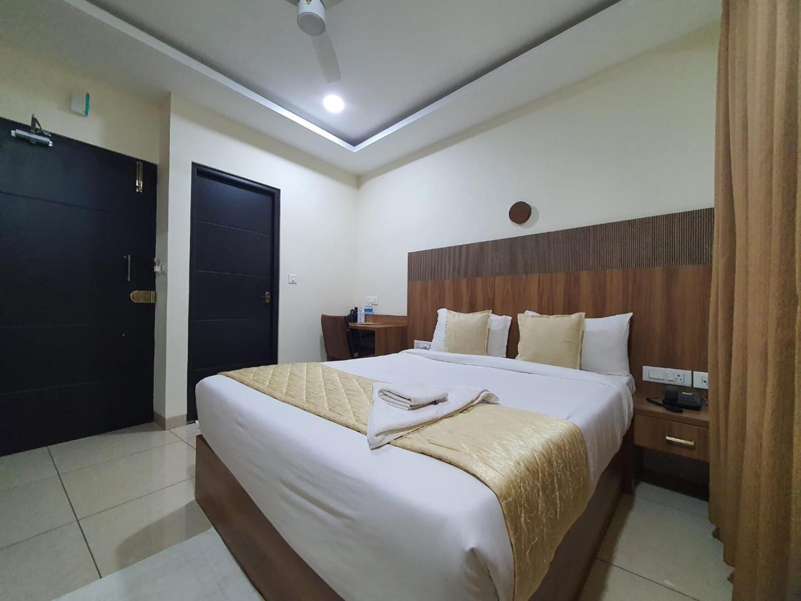 Hotel Deepakam Inn Palakkad Exteriér fotografie