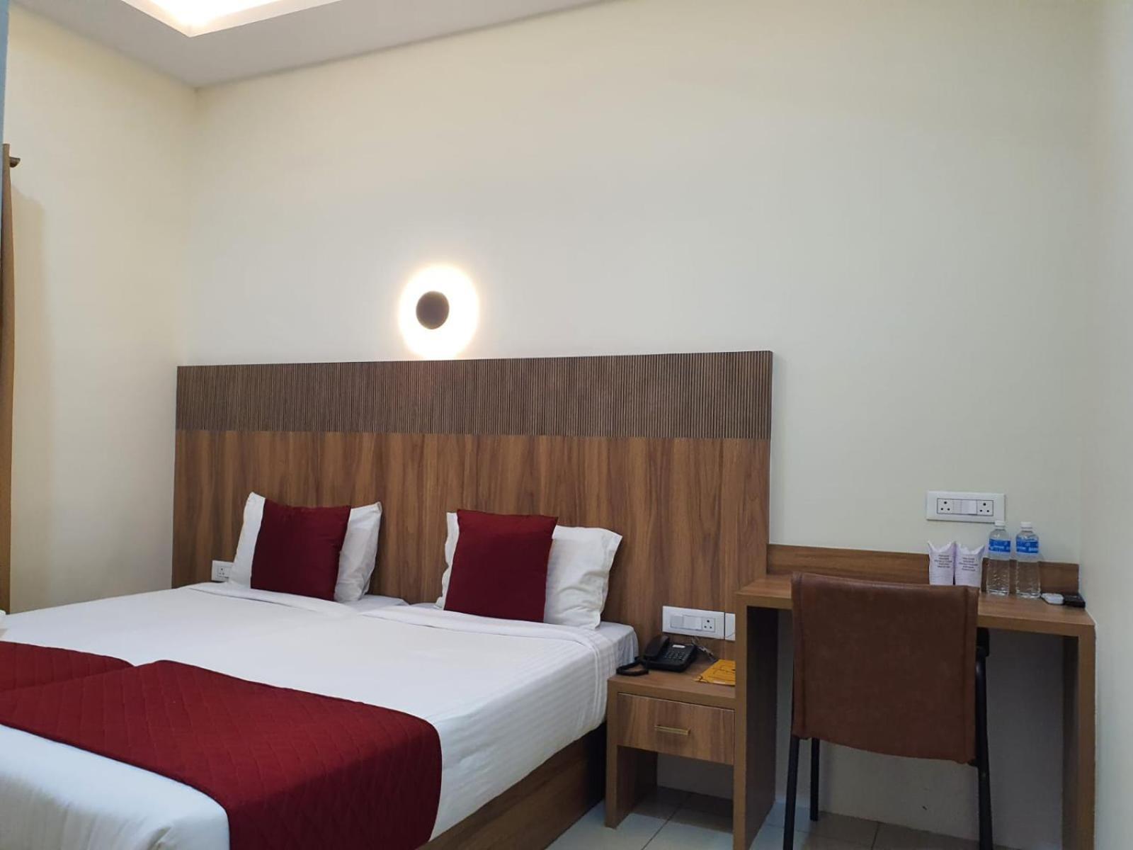 Hotel Deepakam Inn Palakkad Exteriér fotografie