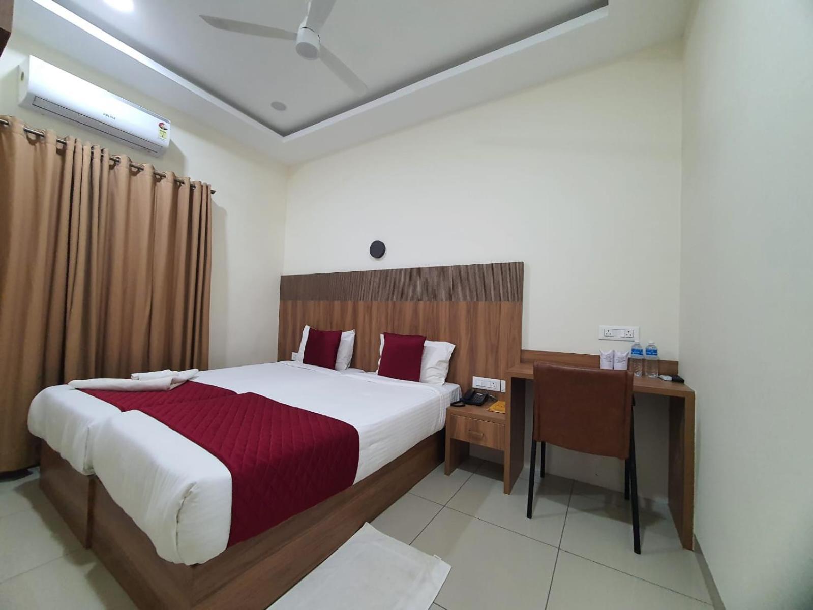 Hotel Deepakam Inn Palakkad Exteriér fotografie