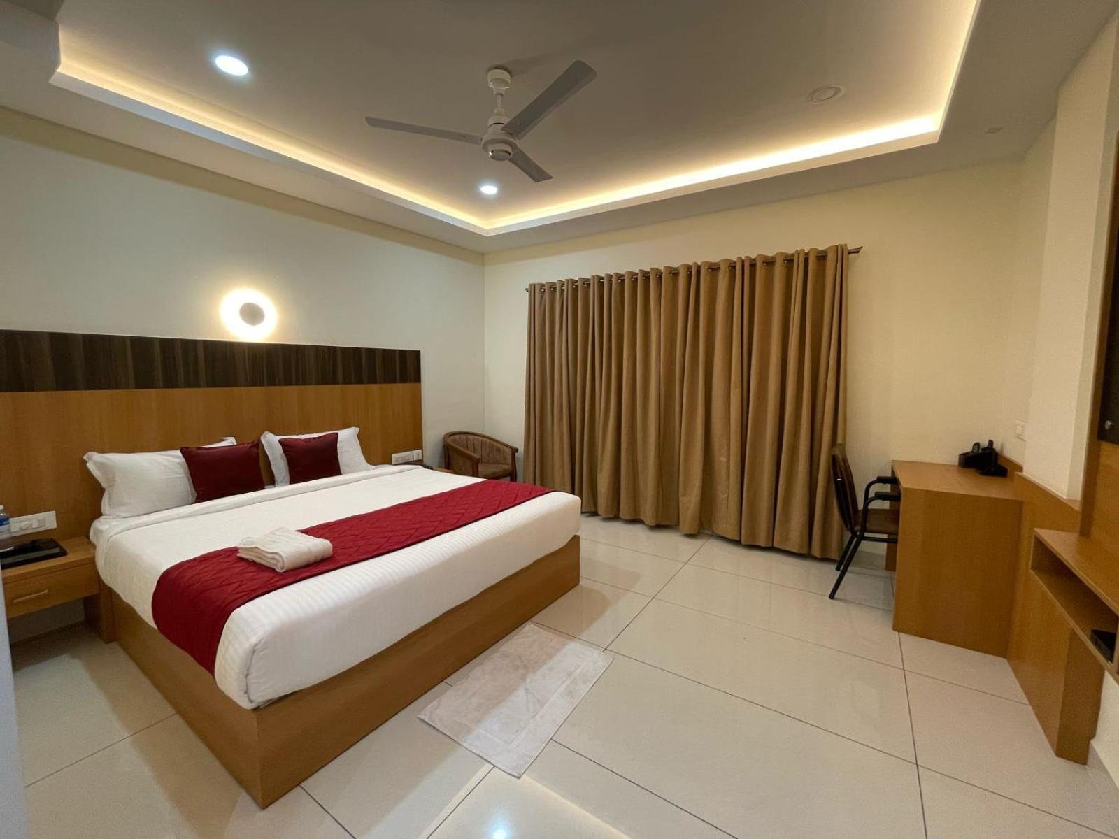 Hotel Deepakam Inn Palakkad Exteriér fotografie